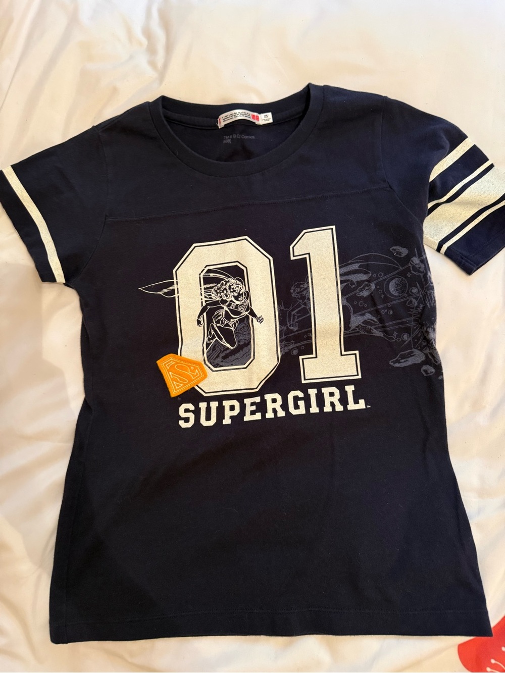 New - Uniqlo Supergirl Navy Girls' Graphic Tee - Navy